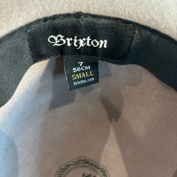 BRIXTON Hat 100% Wool 56 cm Band Bow Grey Round Top - Picture 6 of 7